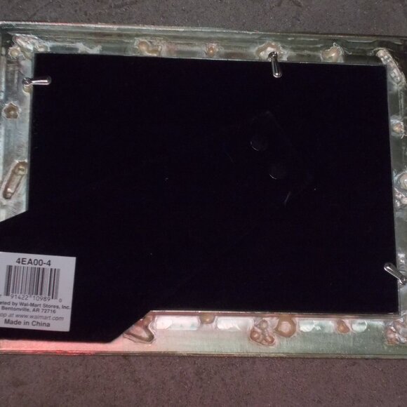 New, Unique baby metal frame, 9"x7" displaying multi size pictures - Picture 3 of 4